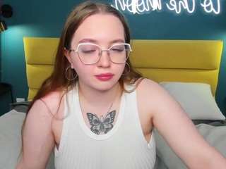 Emmaadorablle Profile Picture