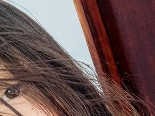 Alison 29 