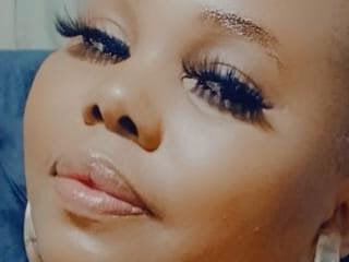 Candiyliciousxx