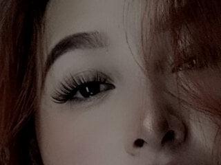 Eyleen 24